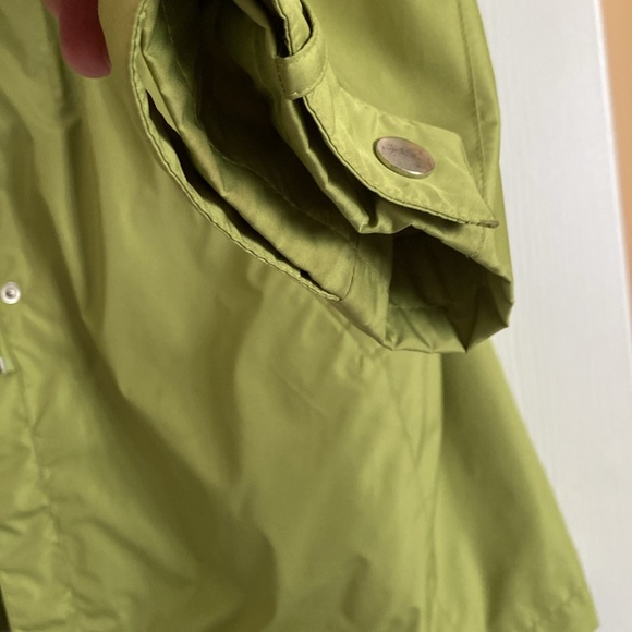 Alfani charteuse rain coat is size 16 - Picture 3 of 6
